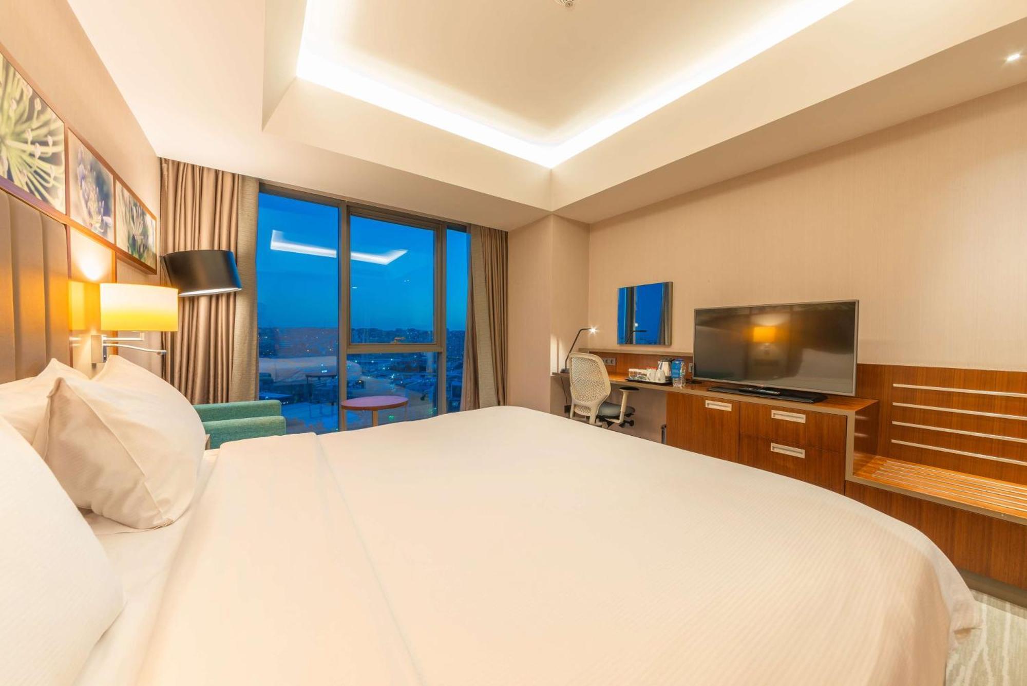 Hilton Garden Inn Istanbul Atatürk Airport Dış mekan fotoğraf